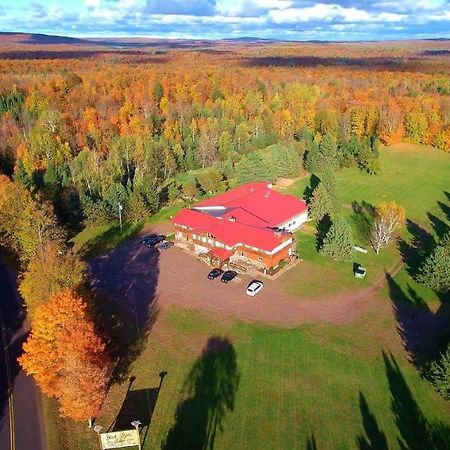 Black River Lodge Ironwood Exterior foto